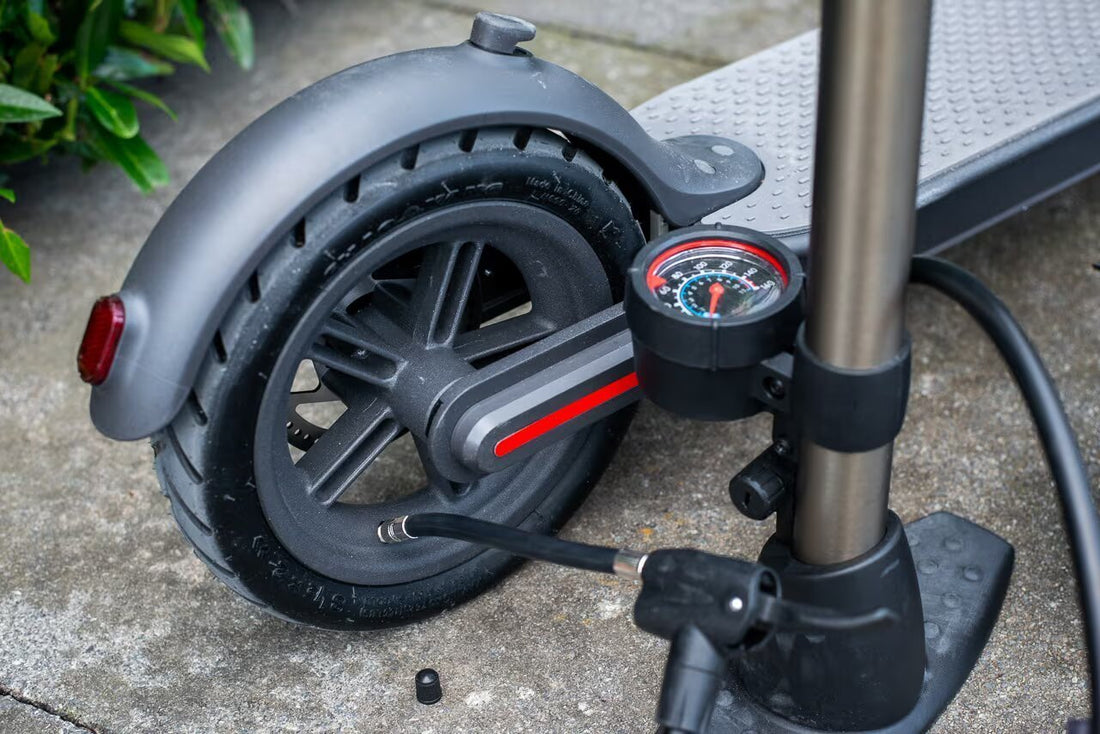 En guide till rätt lufttryck för elsparkcyklar - Wheelyshop