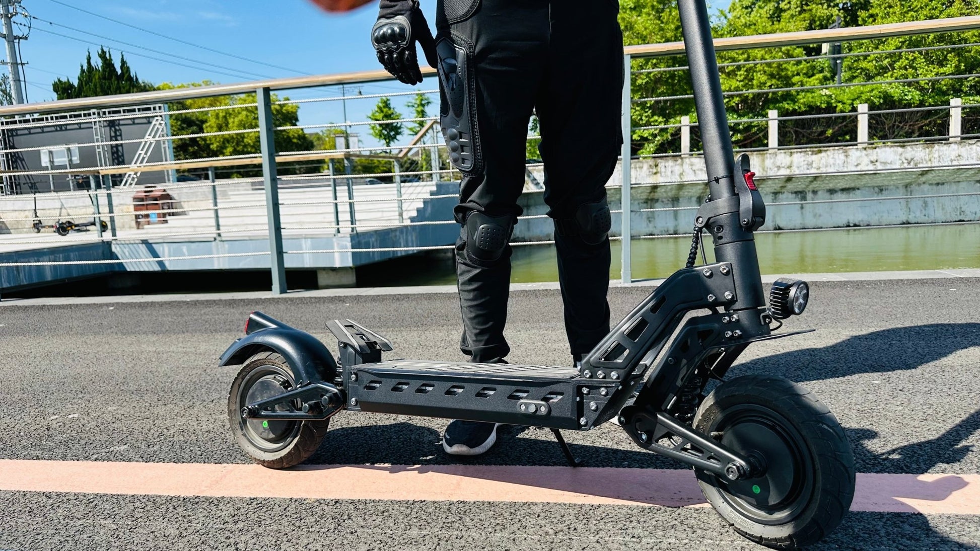 DriveTron DT10 - Elsparkcykel - Wheelyshop