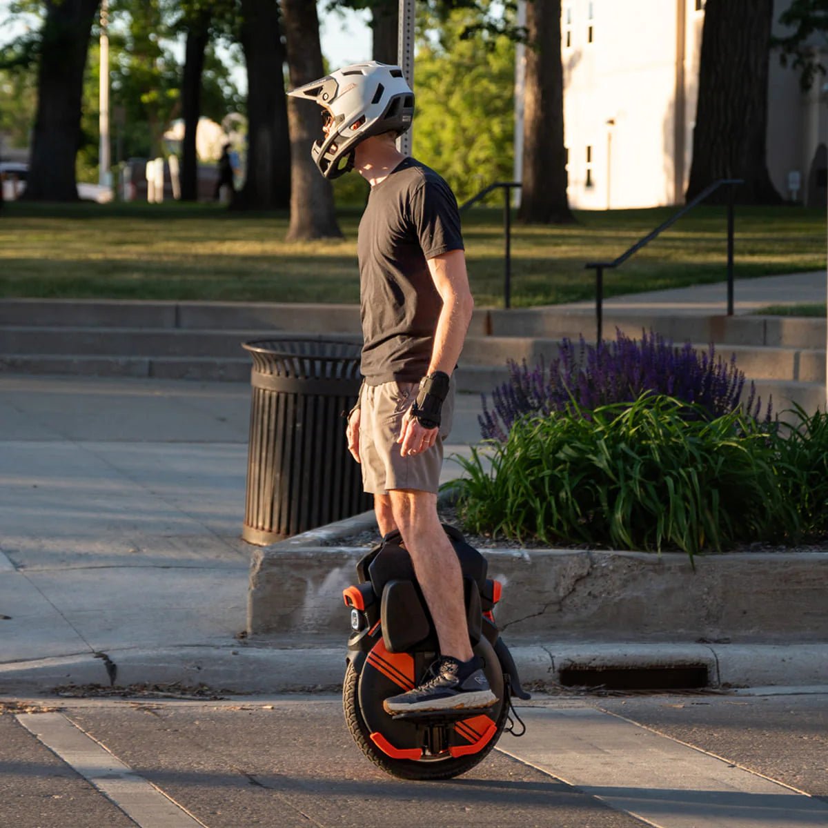 InMotion V11Y - Unicycle - Wheelyshop