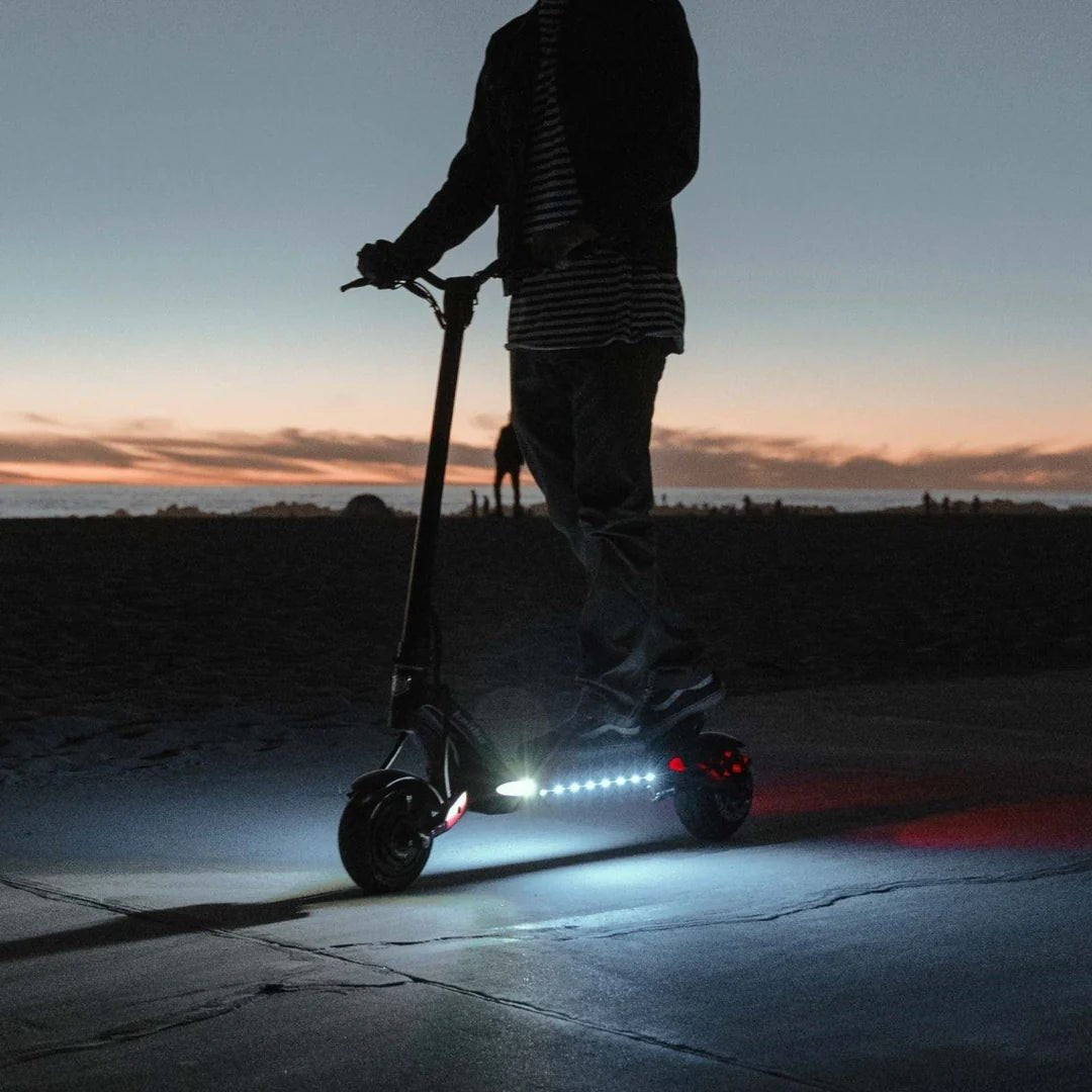 KAABO MANTIS 8 PLUS (48V 24.5Ah) - Electric scooter - Wheelyshop