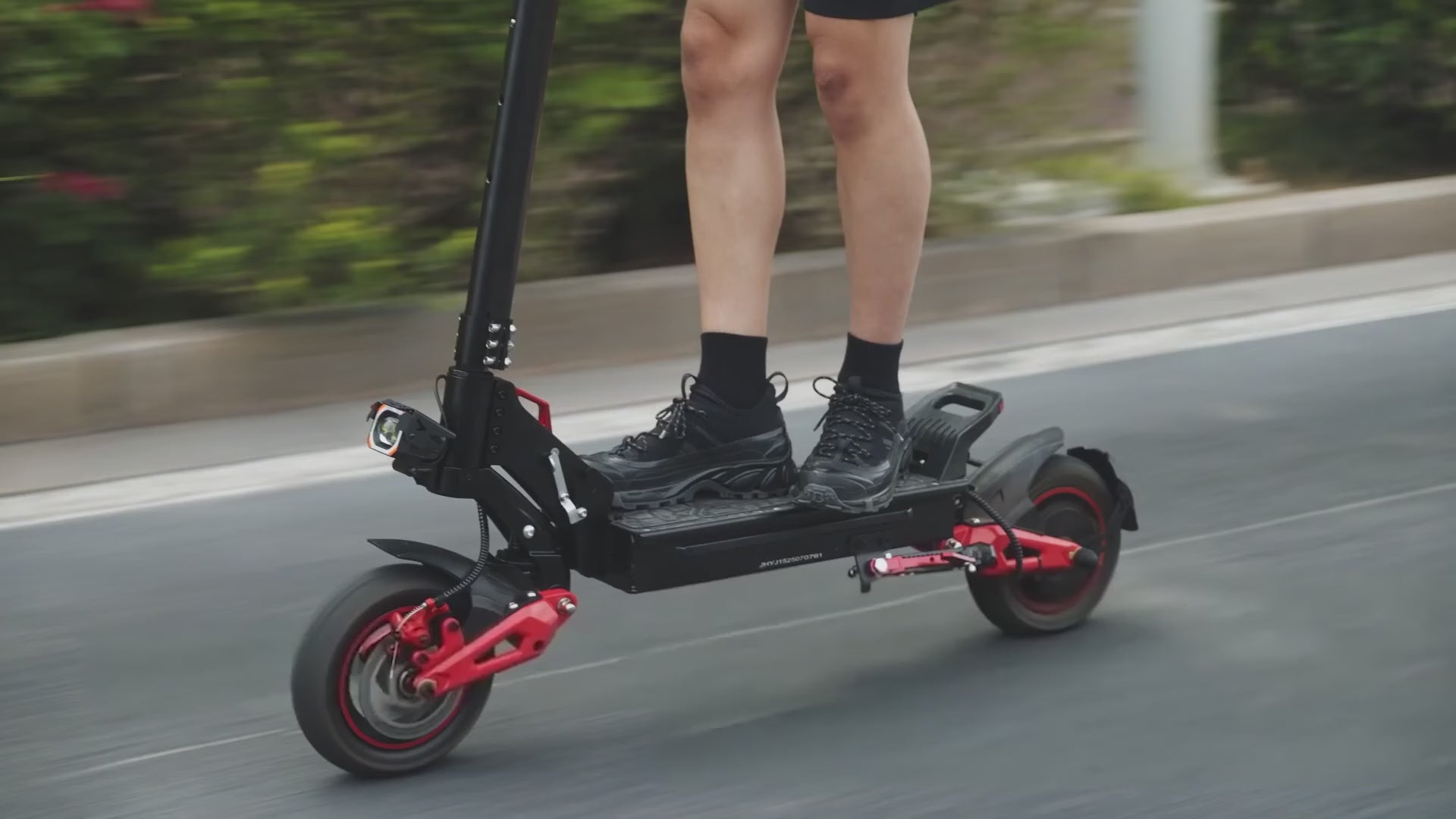 Wheely J15 Max Elsparkcykel Reklamvideo - Wheelyshop.se