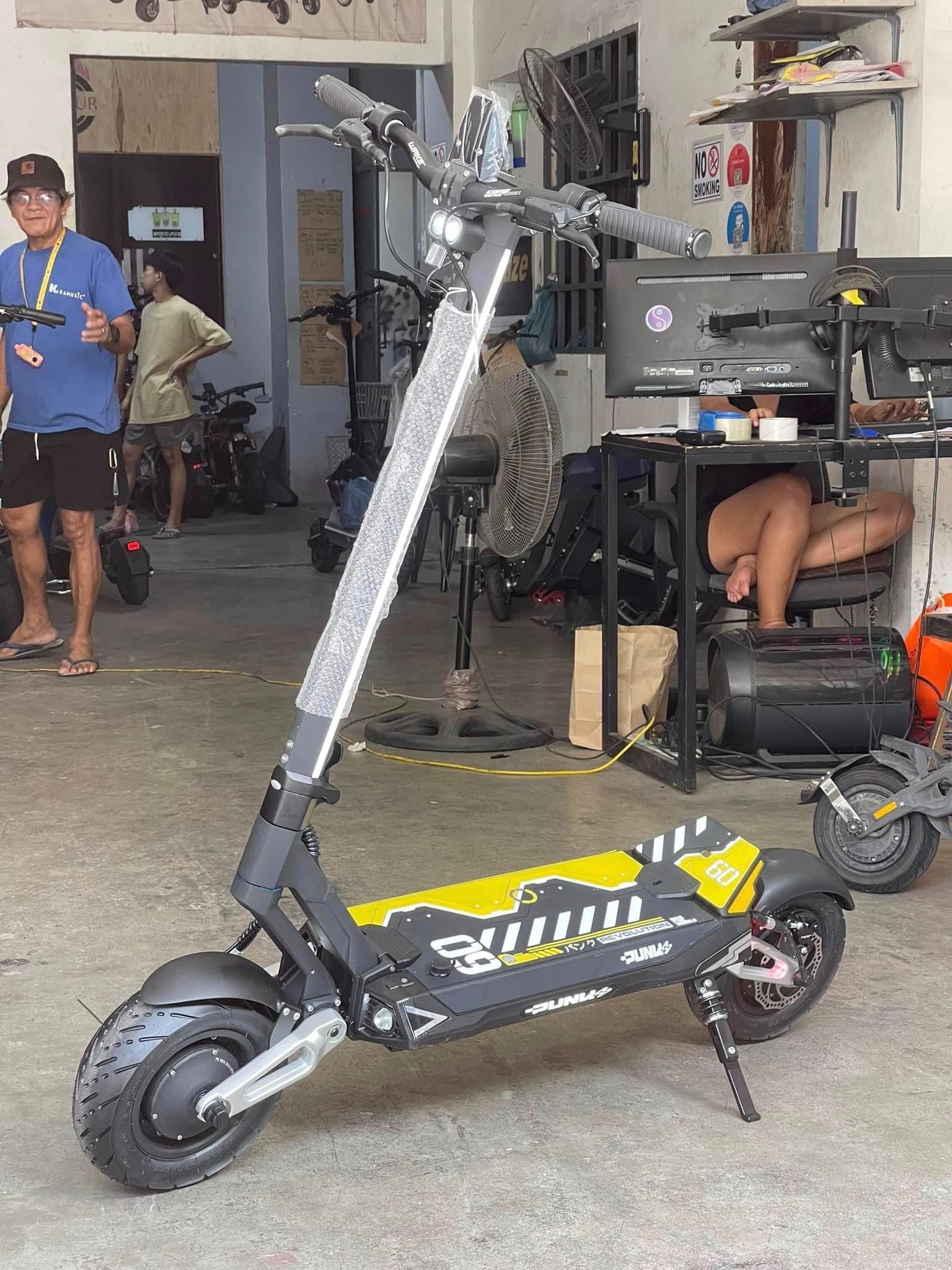 Punk Rebel - Electric scooter - Wheelyshop